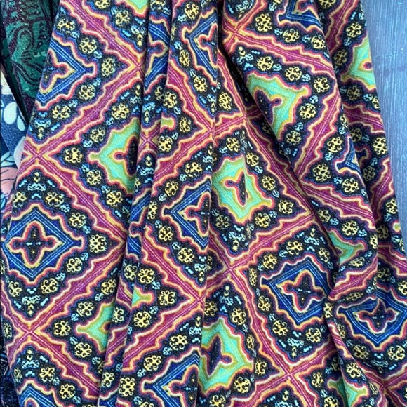 LuLaRoe - Picture 3 of 13